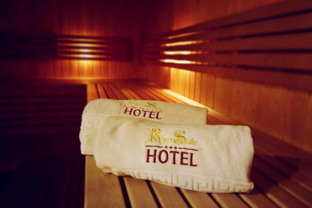 Riverside Hotel ريغا المظهر الخارجي الصورة